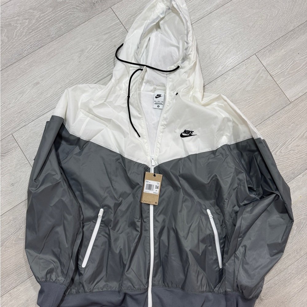 Nike White Zip-Up Jacket